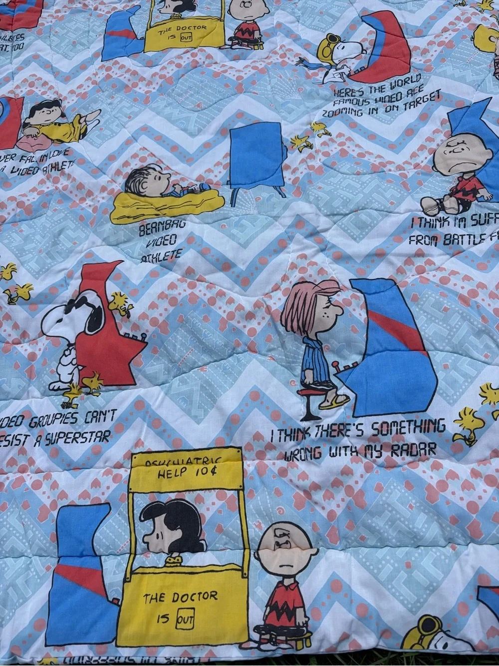 Vintage 1971 Peanuts Snoopy Charlie Brown & Gang Video Game Comforter